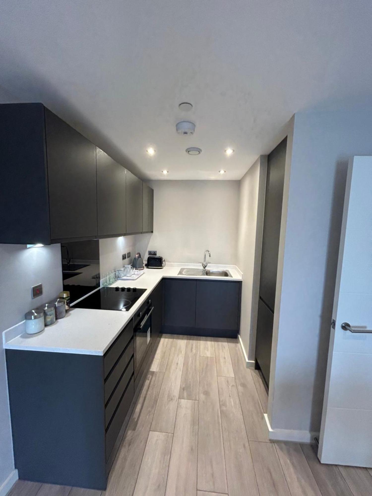 Park Central Liverpool Apartment Exterior foto
